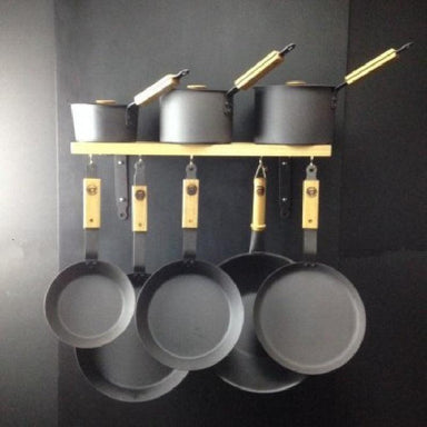 Netherton Foundry Ultimate Pan Set including Oak Pan Storage Rack
