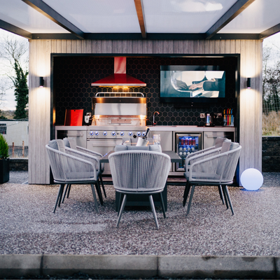Expert Guide to Outdoor Kitchens: Design Trends 2026