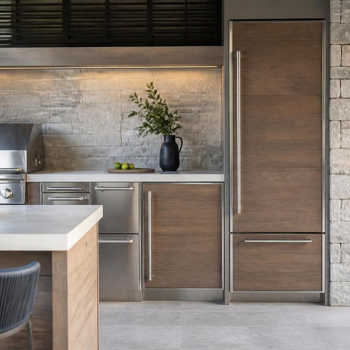 Sub Zero Refrigerator: Luxury Cooling for Outdoor Kitchens