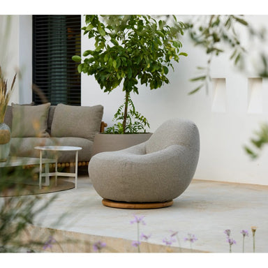Cane-line Gem Lounge Chair with Teak Swivel