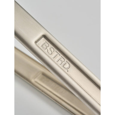 BSTRD. Tongs
