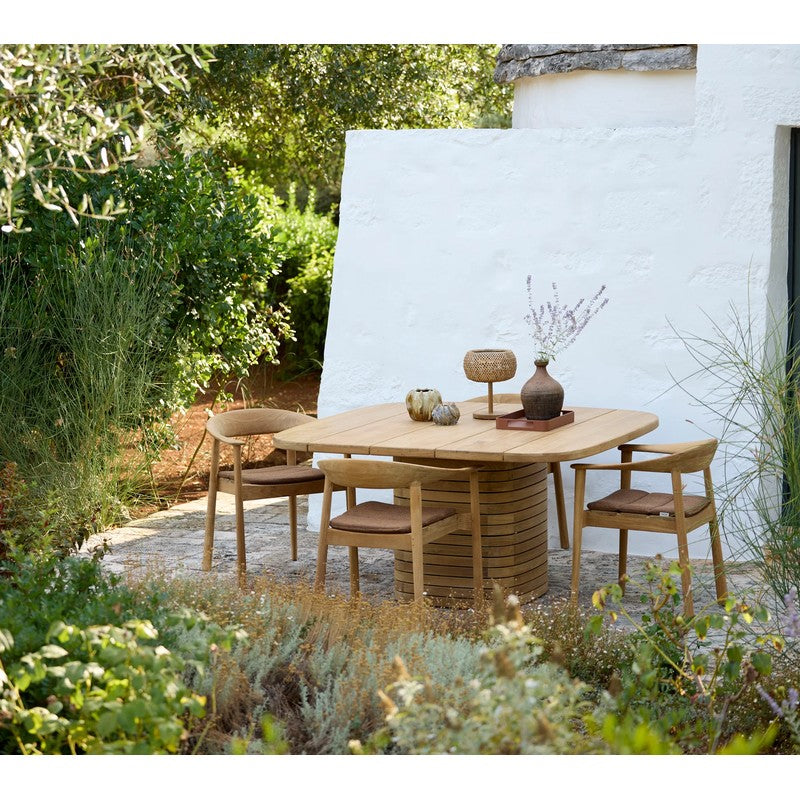 Cane-line Mellow Square Dining Table