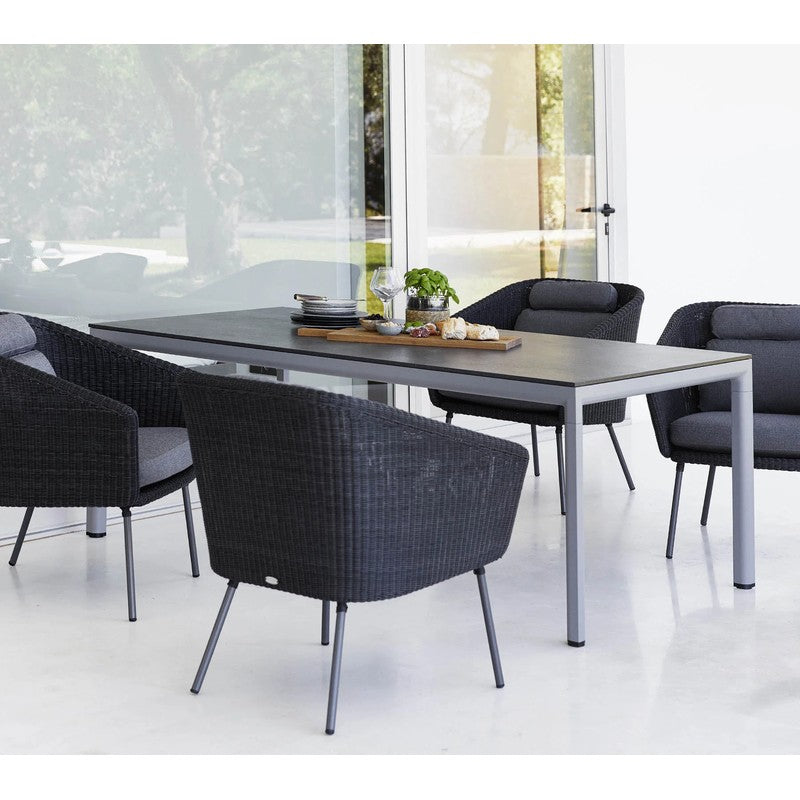Drop Dining Table