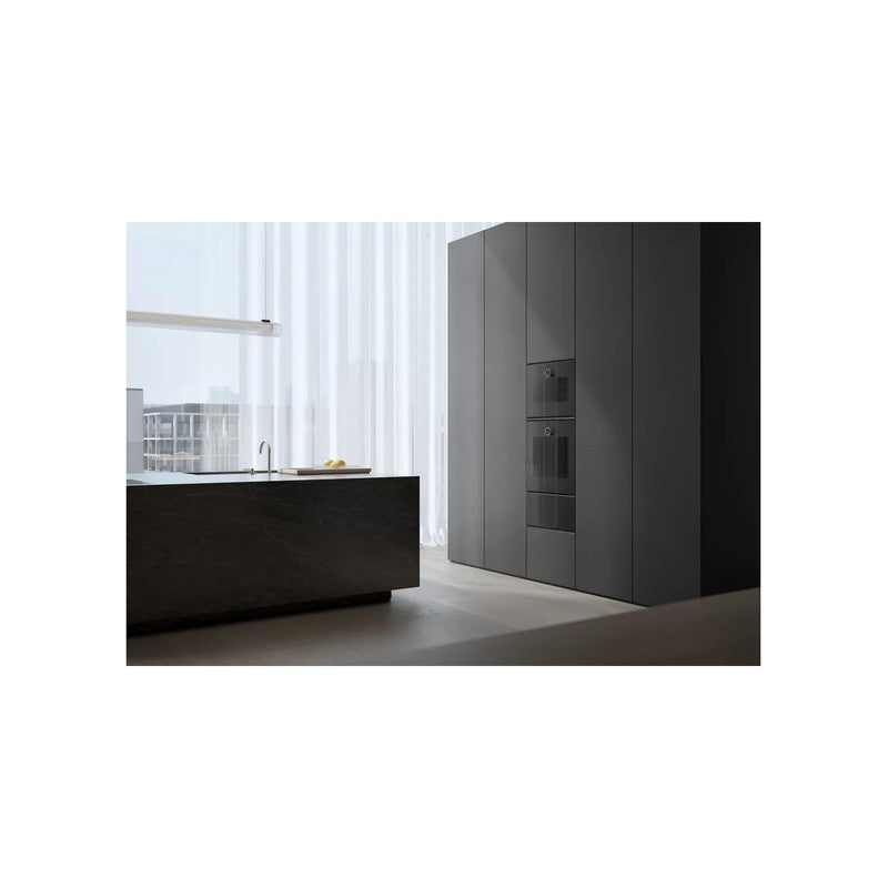 Gaggenau Minimalistic Series GO221100 60cm Built-In Non Pyrolytic Single Oven, Onyx