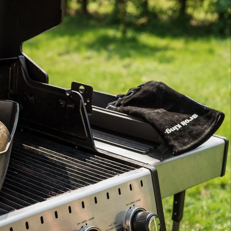 Broil King Leather Heavy Duty Grilling Gloves, Black & Blue