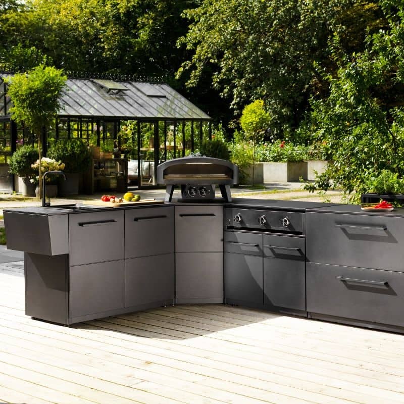 Cozze Gas Pizza Oven 24", Black Edition