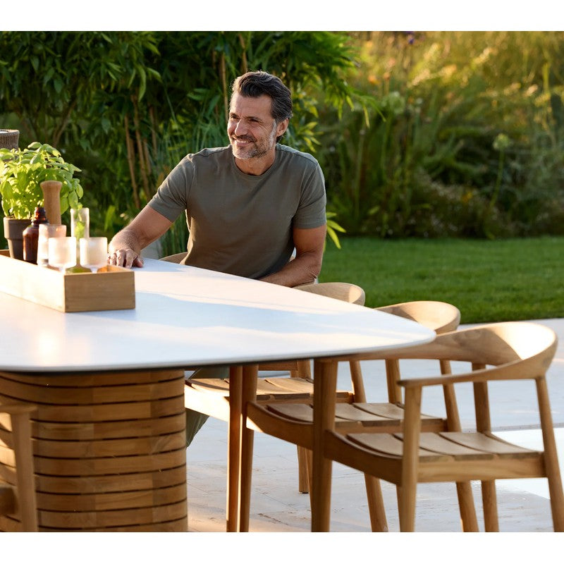 Cane-line Mellow Dining Table, Oval Medium