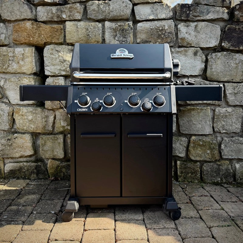 Broil King Crown™ 490 Shadow Gas Barbecue