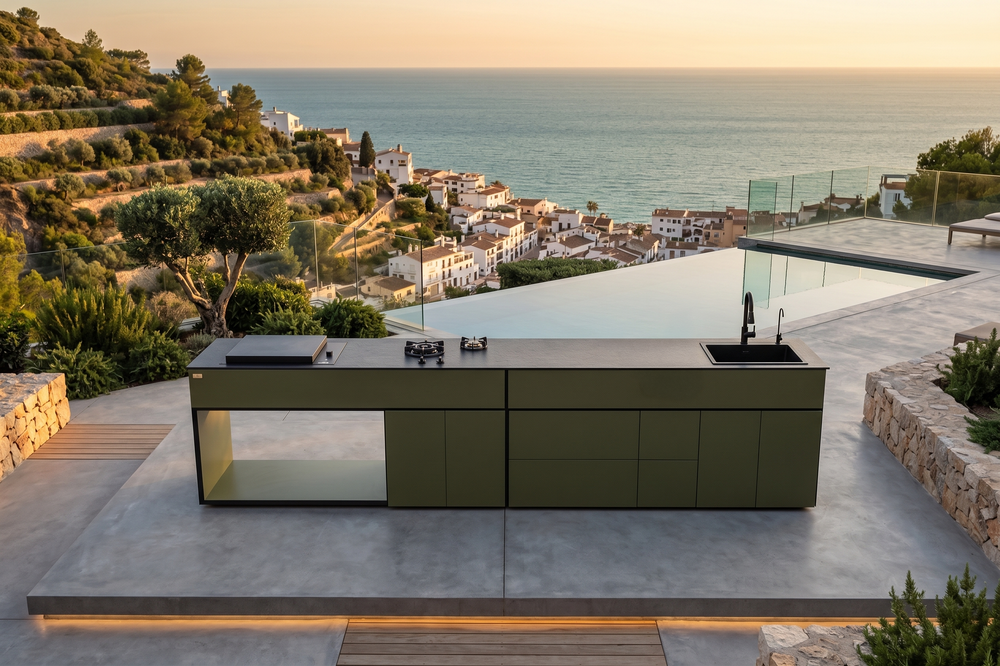 Grillionaire MOSS Grade 2 Aluminum Modular Outdoor Kitchen with Dekton Worktops, Sink, Side Burner and Fridge
