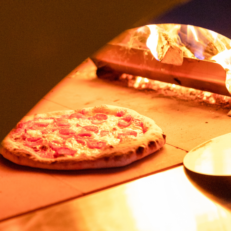 Alfa Forni Moderno 2 Pizze Hybrid Pizza Oven in Antique Red