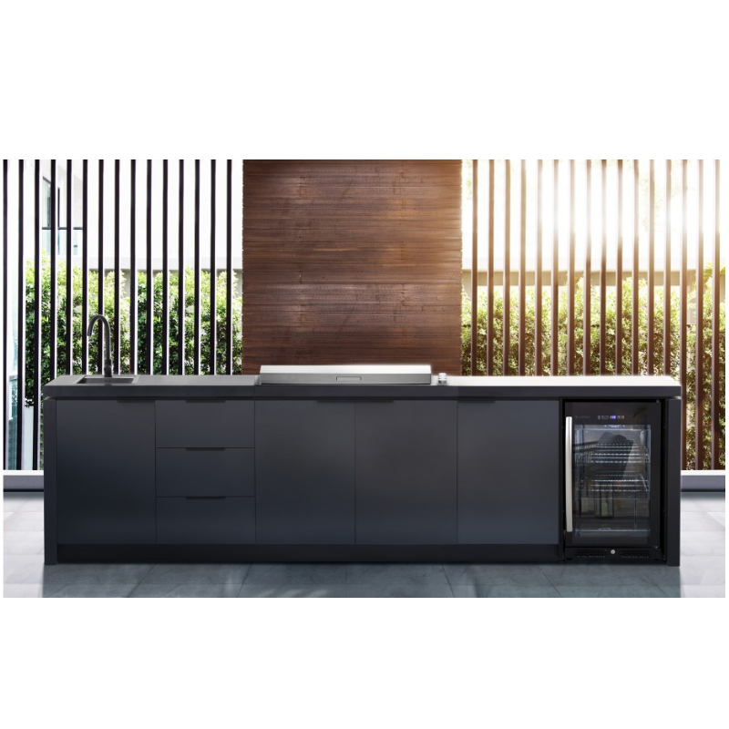 Cabinex Premium Proline Outdoor Kitchen with Integrated BeefEater Signature Proline 6 burner barbecue with flat lid with Fridge and Sink