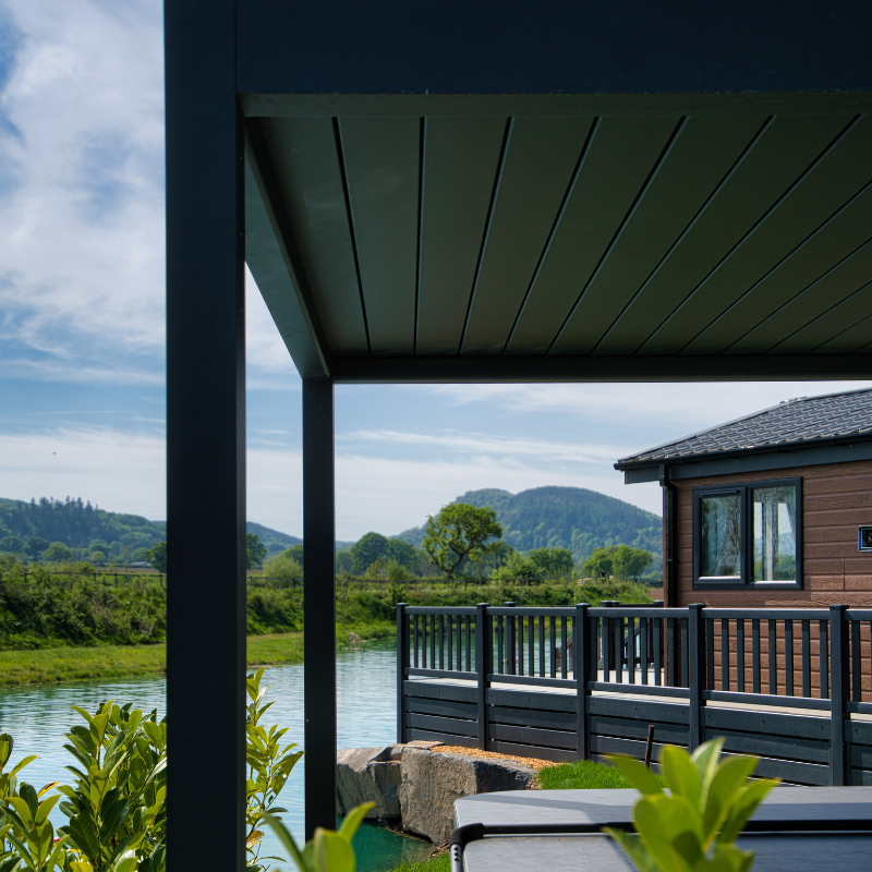 Deponti Pinela Motorised Aluminium Pergola with Adjustable Louvered Roof