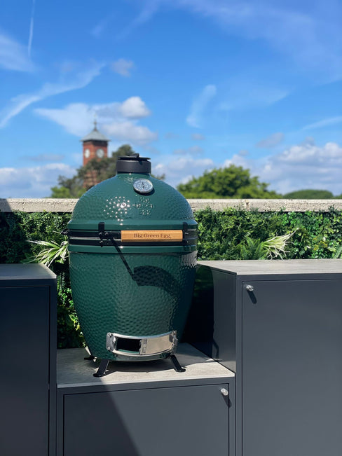 EO Chroma Modular Stainless Steel Outdoor Kitchen with Built In Broil King BBQ