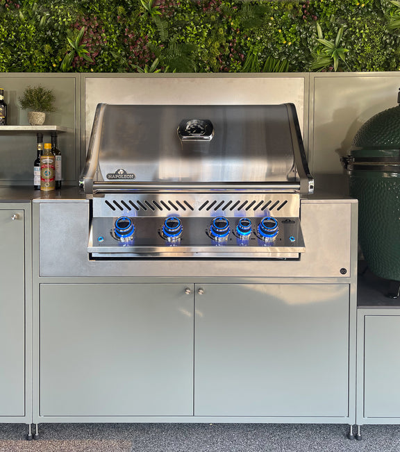 EO Chroma Modular Outdoor Kitchen with Built in Bull BBQ