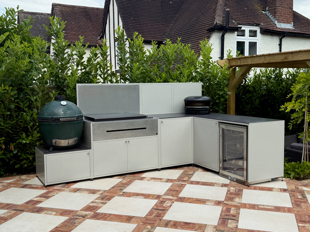 EO Chroma Modular Outdoor Kitchen with Built in Bull BBQ