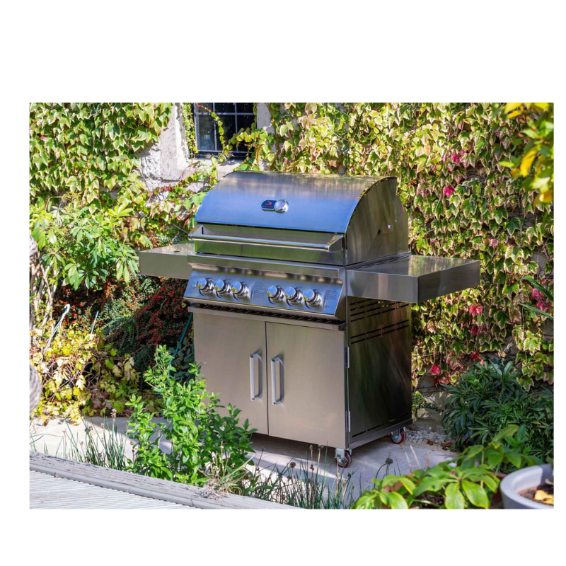 Garden shot of Whistler Bibury Grill 4