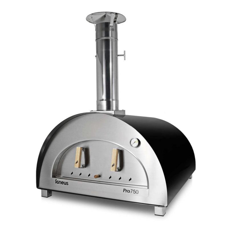 Igneus Pro 750 Woodfired Pizza Oven Mattblack front with door closed