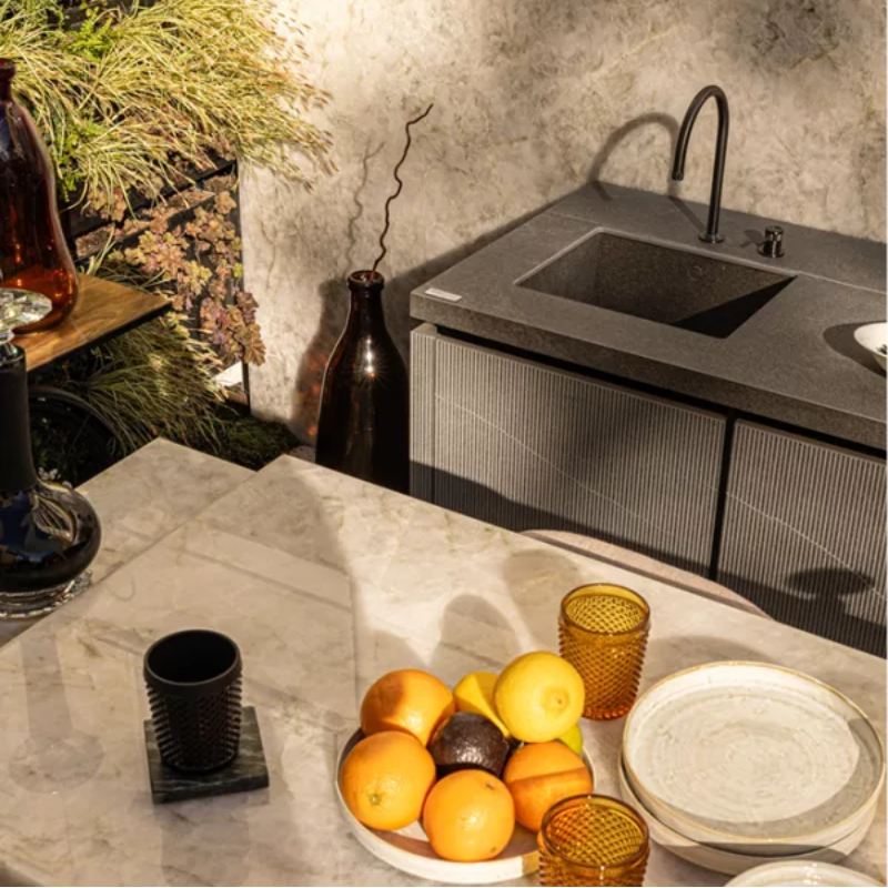 Novara N1 Luxury Outdoor Kitchen