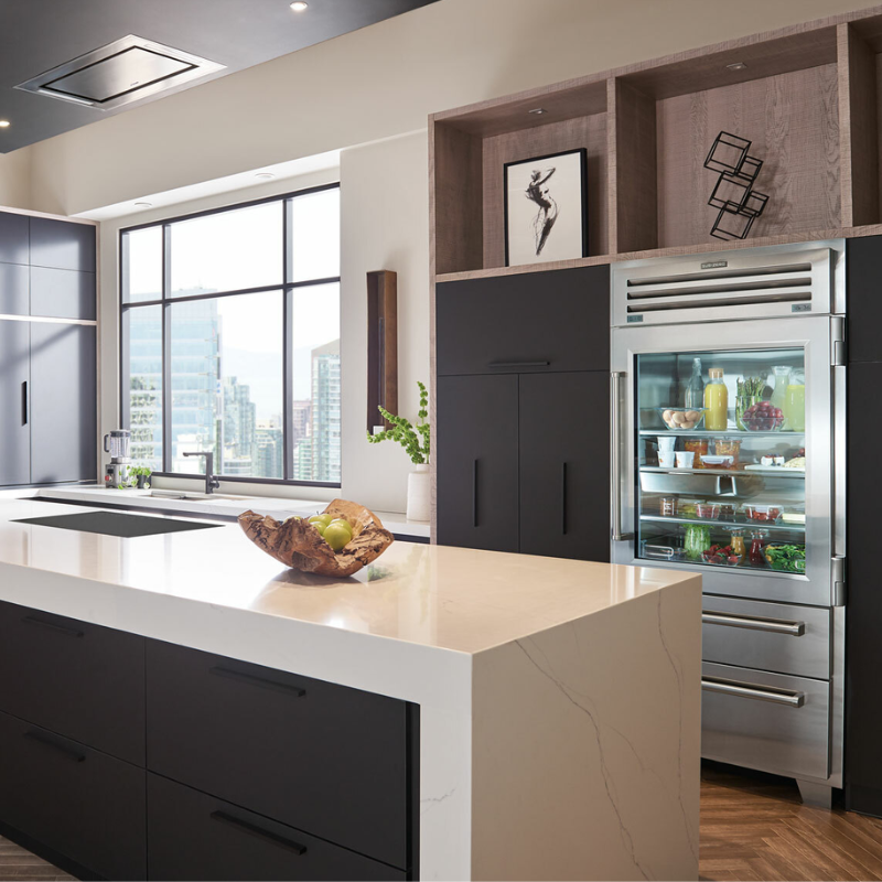 Sub-Zero ICBPRO3650G 91.4cm Built-in Fridge Freezer with Glass Door