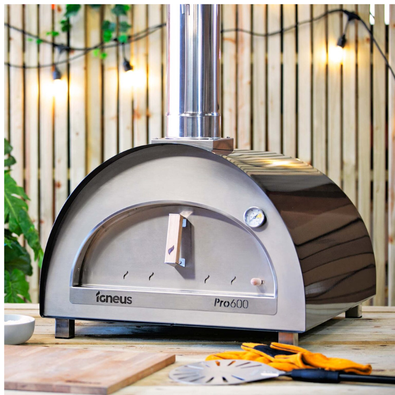 Igneus Pro 600 Wood Fired Pizza Oven