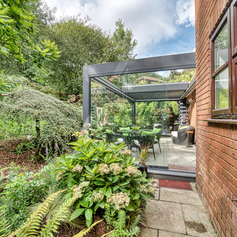Deponti Pinela Deluxe Aluminium Pergola Deluxe Electric Retractable Roof