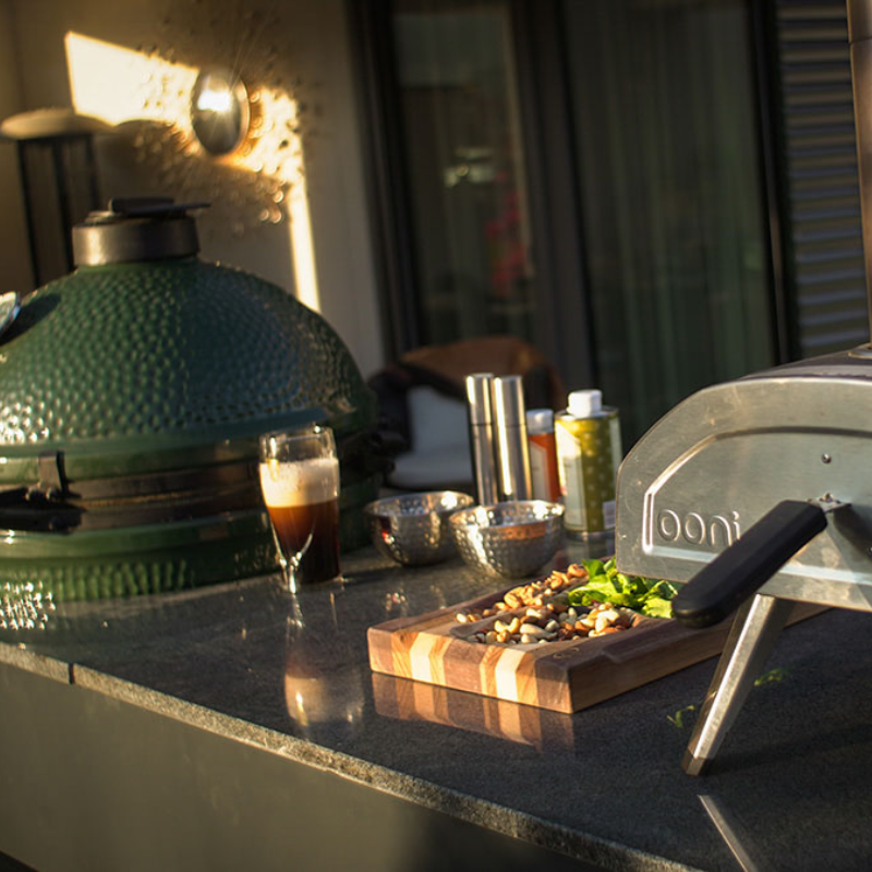 Grillandia The Egg Nest Outdoor Kitchen with Sink & Big Green Egg